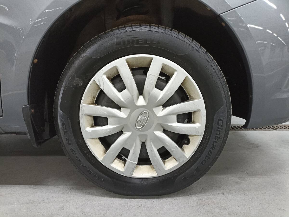 Lada (ВАЗ) Vesta с пробегом — 2016 год. Фото: #17