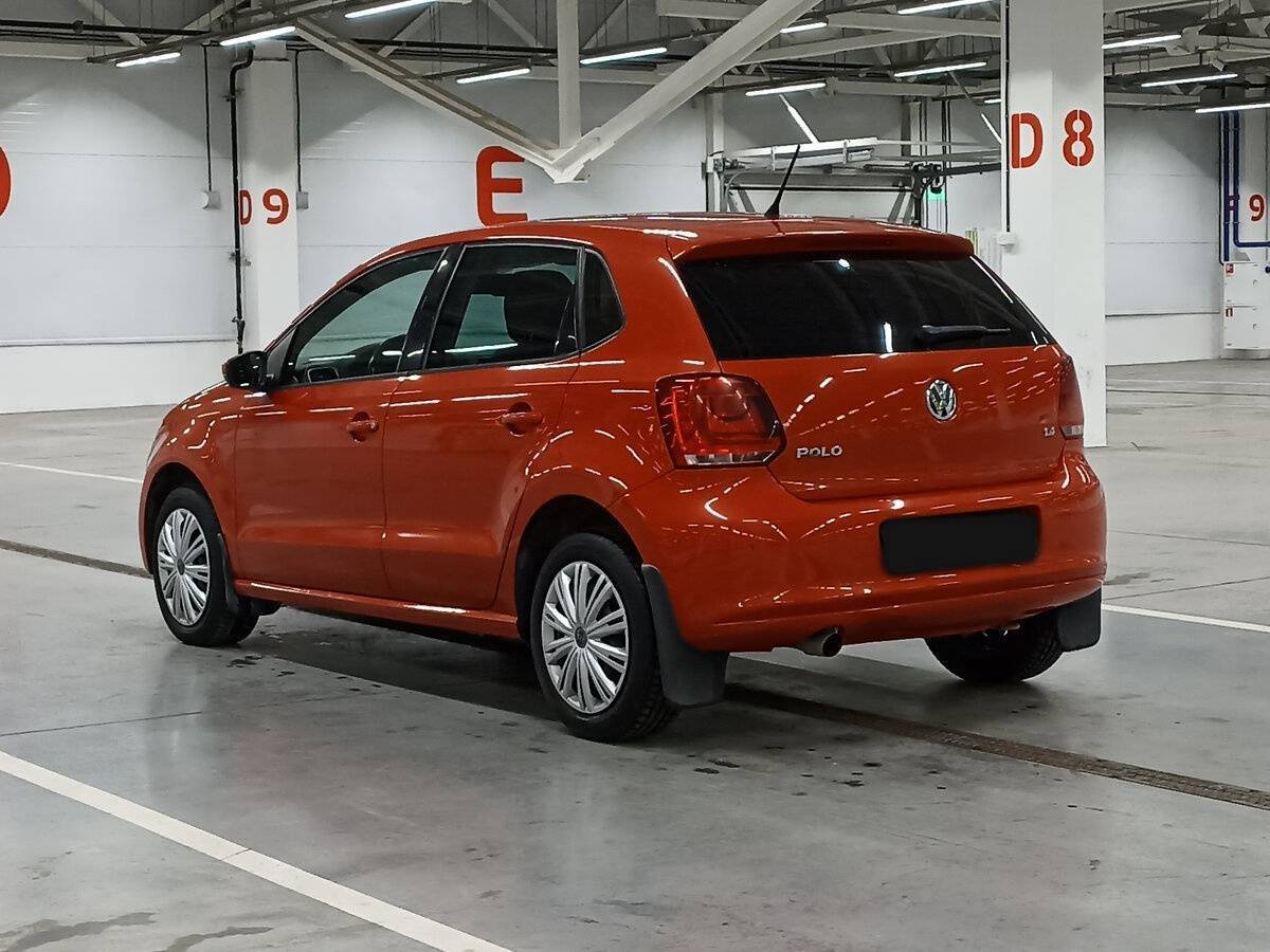 Volkswagen Polo с пробегом — 2009 год. Фото: #6