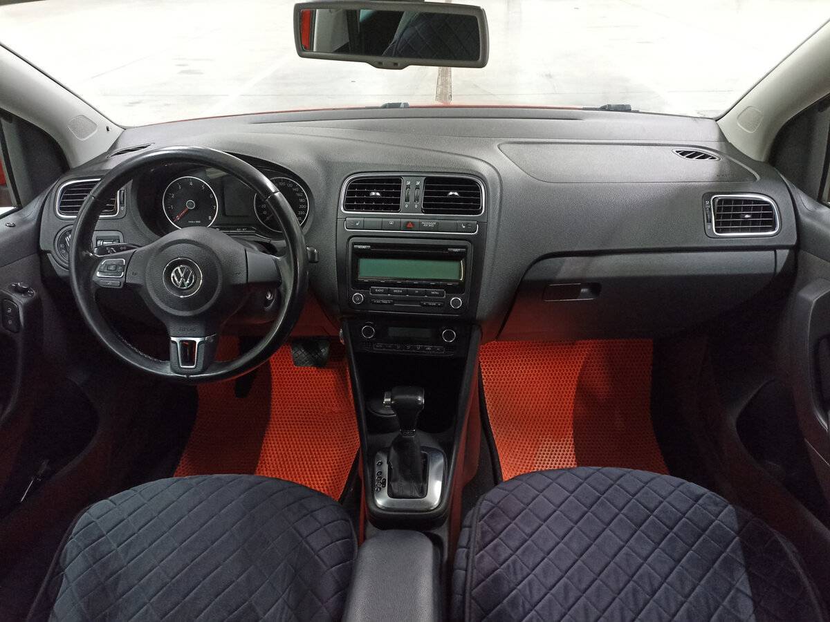 Volkswagen Polo с пробегом — 2009 год. Фото: #13