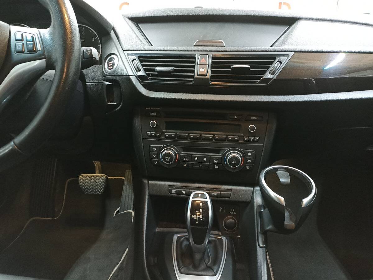 BMW X1 с пробегом — 2012 год. Фото: #14