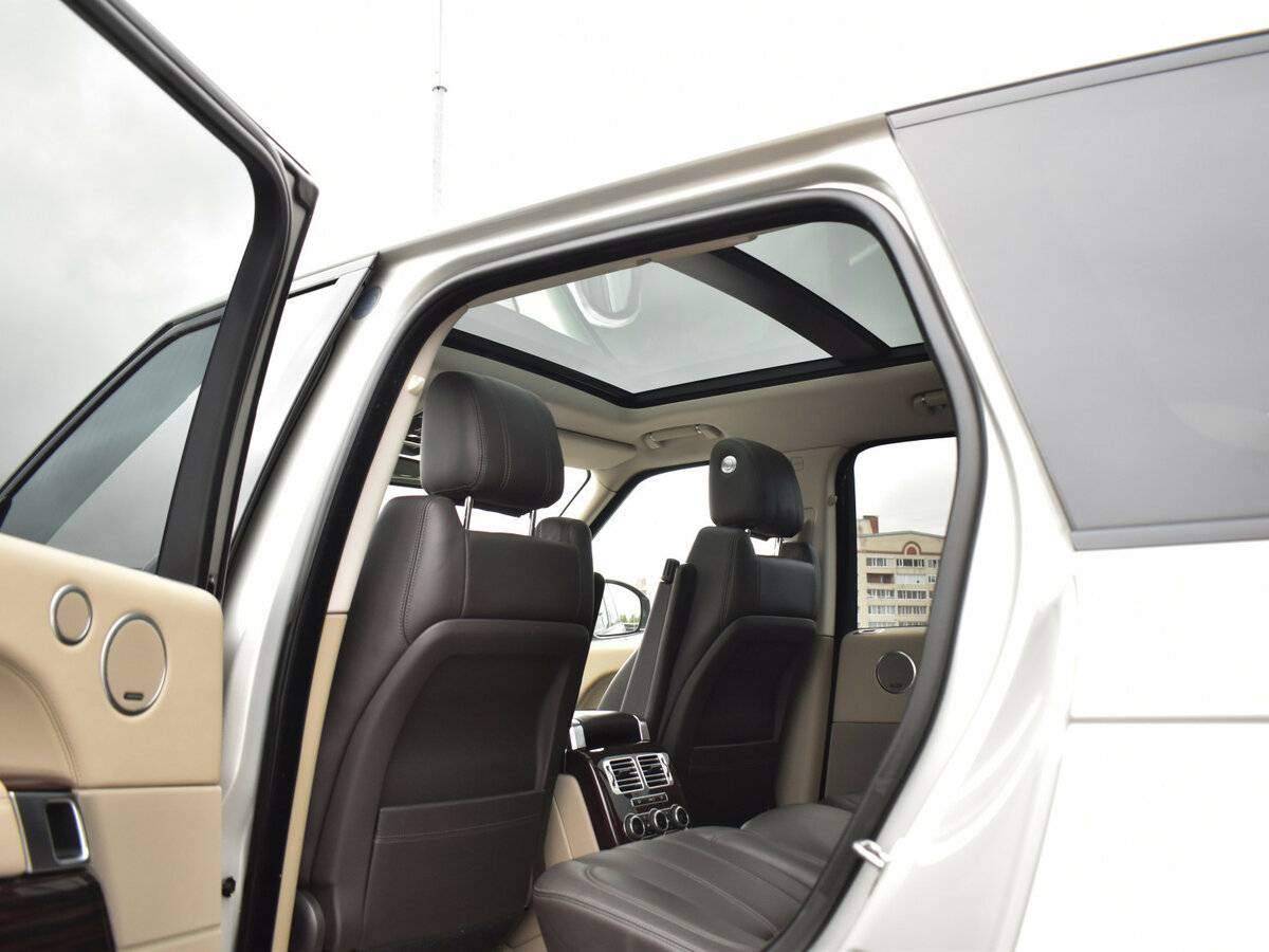 Land Rover Range Rover с пробегом — 2014 год. Фото: #10