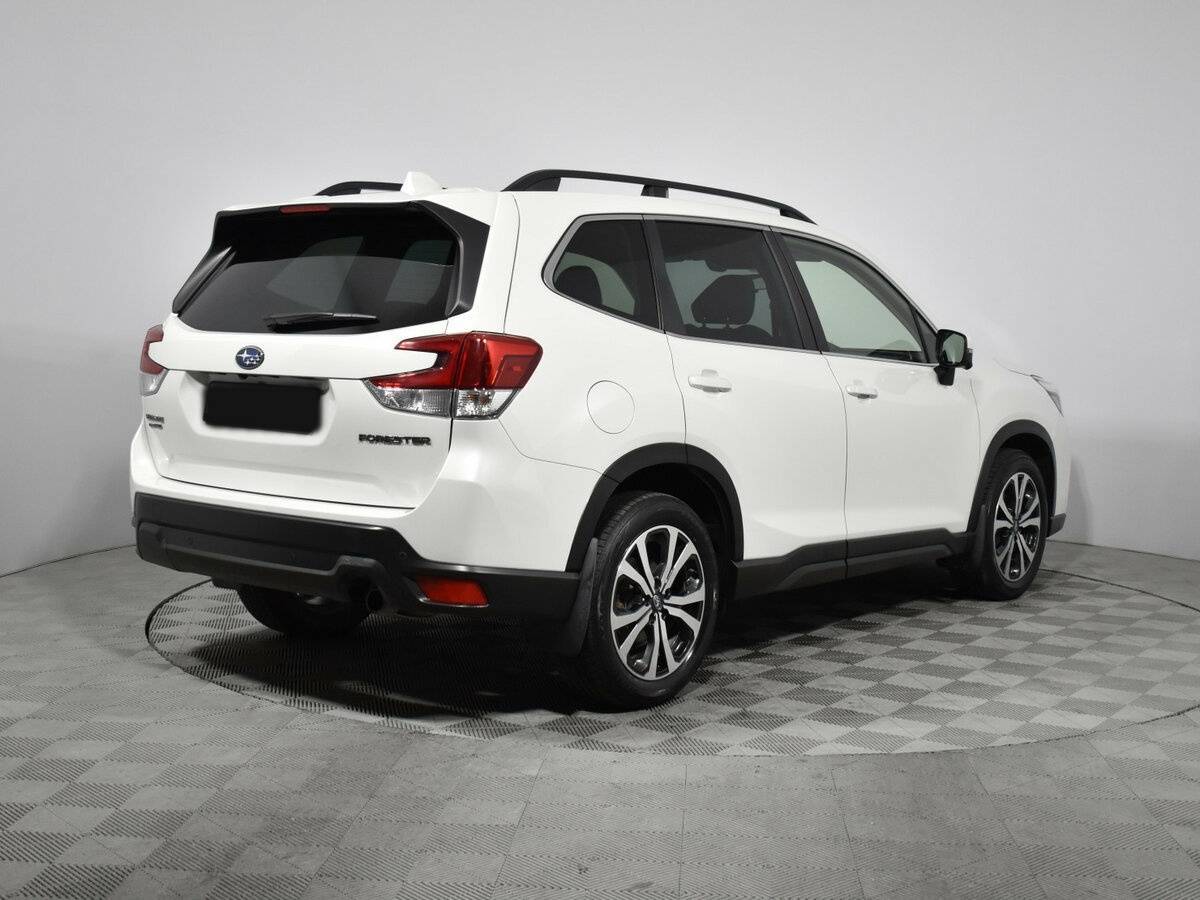 Subaru Forester с пробегом — 2021 год. Фото: #4
