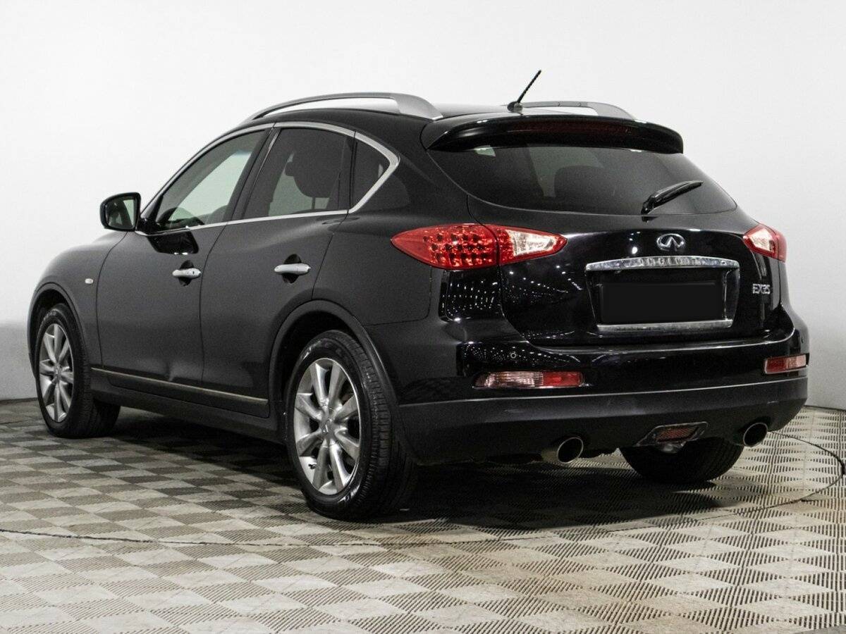 Infiniti EX с пробегом — 2011 год. Фото: #6