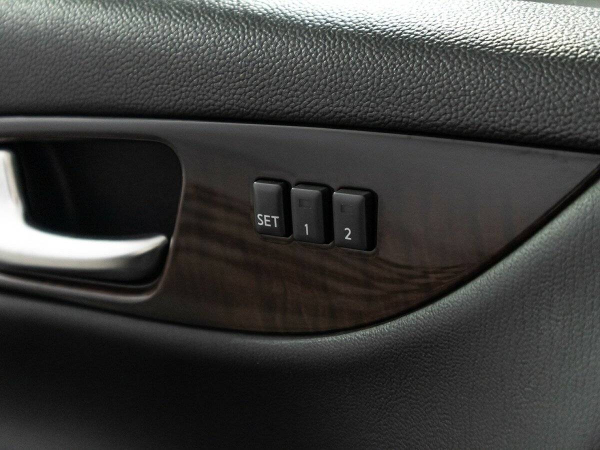 Infiniti EX с пробегом — 2011 год. Фото: #16