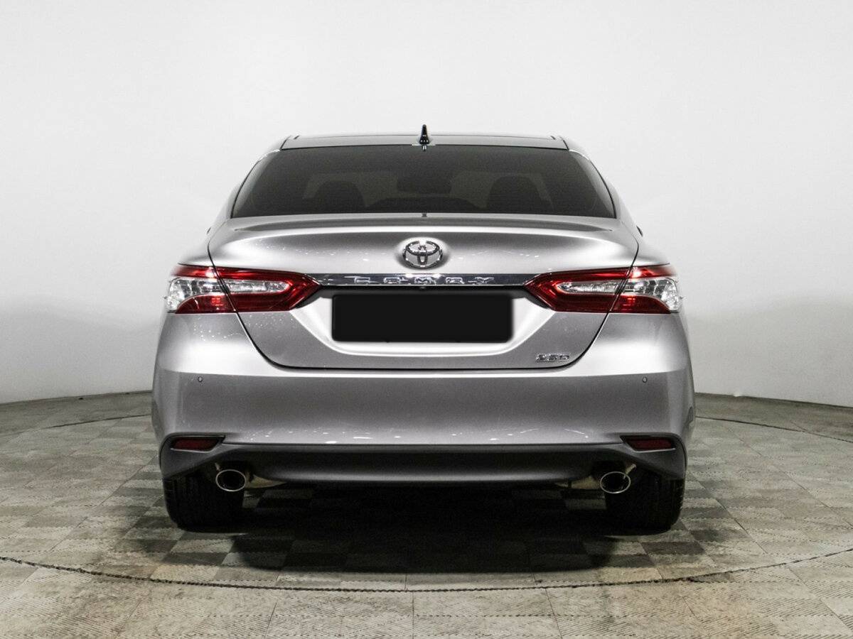 Toyota Camry с пробегом — 2022 год. Фото: #5