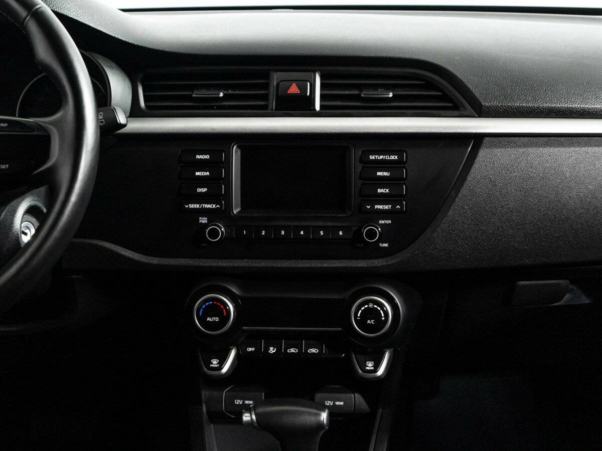 Kia Rio с пробегом — 2018 год. Фото: #13