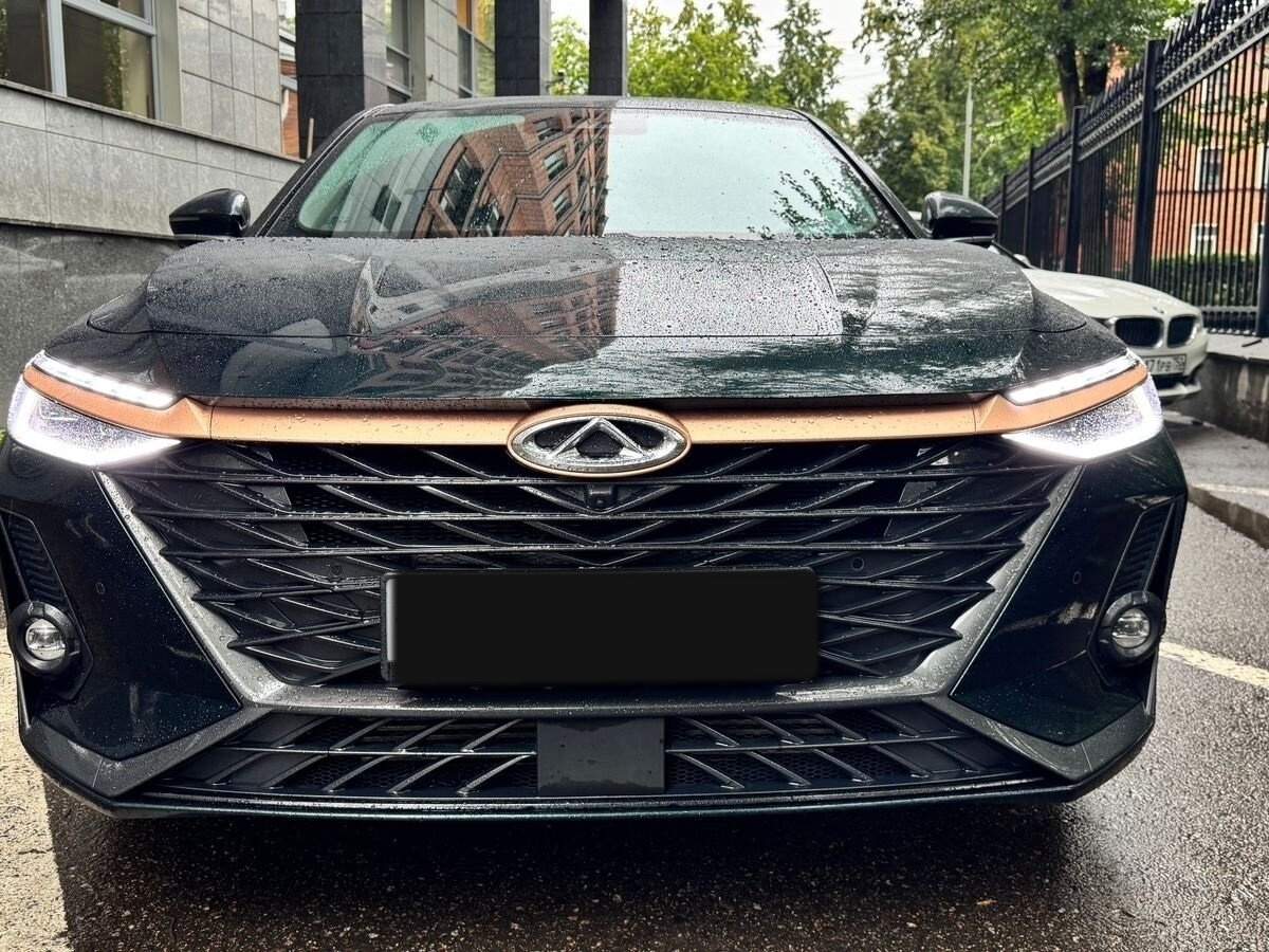 Chery Arrizo 8 с пробегом — 2023 год. Фото: #12