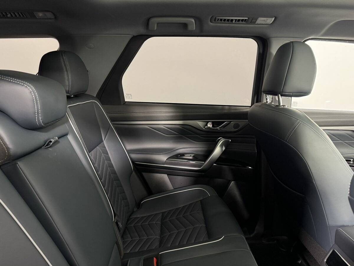 Changan CS95 с пробегом — 2024 год. Фото: #12