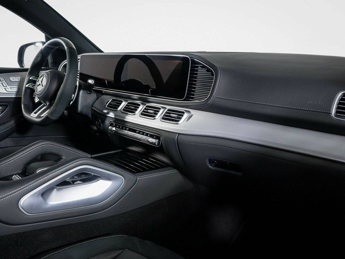 Mercedes-Benz GLE Coupe AMG с пробегом — 2023 год. Фото: #8
