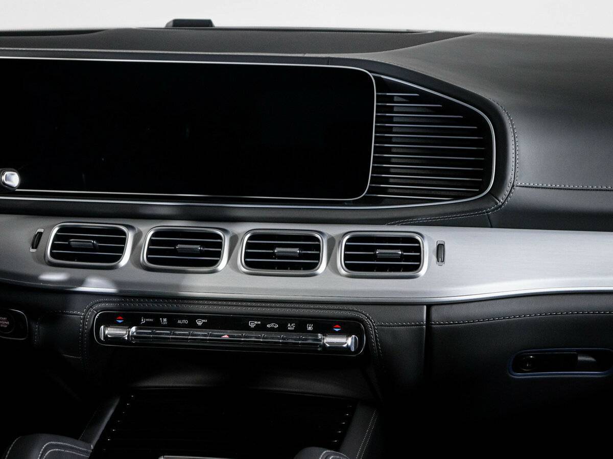 Mercedes-Benz GLE Coupe AMG с пробегом — 2023 год. Фото: #12