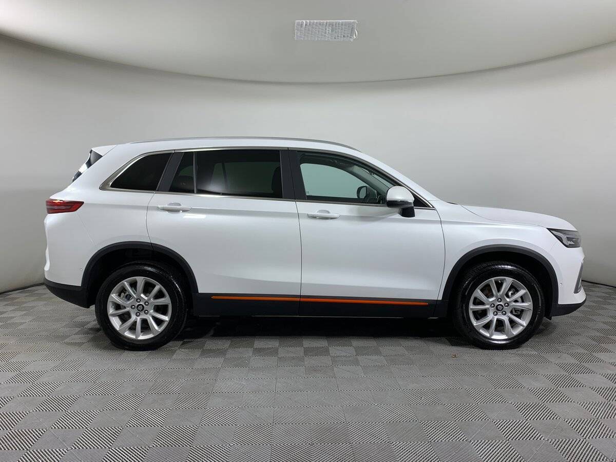 Skywell HT-i с пробегом — 2023 год. Фото: #3