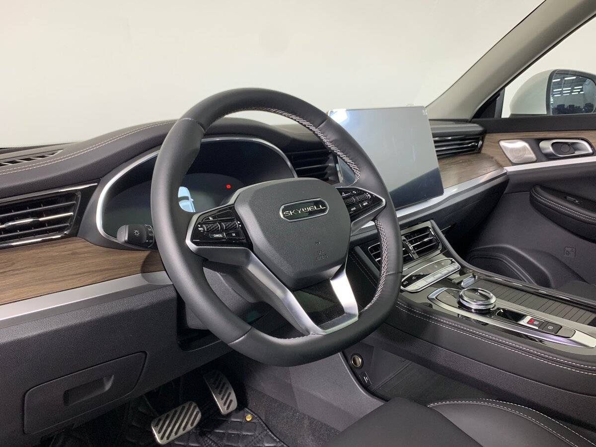 Skywell HT-i с пробегом — 2023 год. Фото: #11