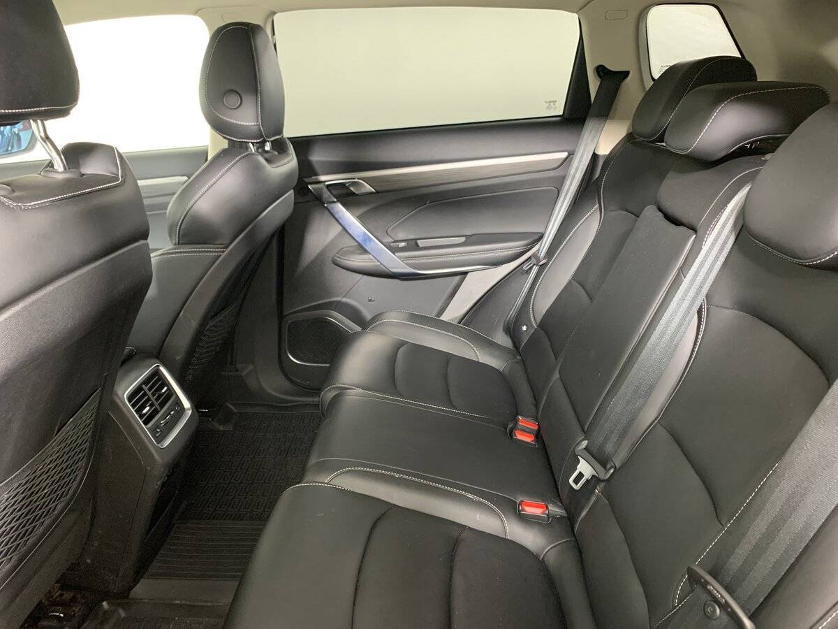 Geely Atlas Pro с пробегом — 2022 год. Фото: #16