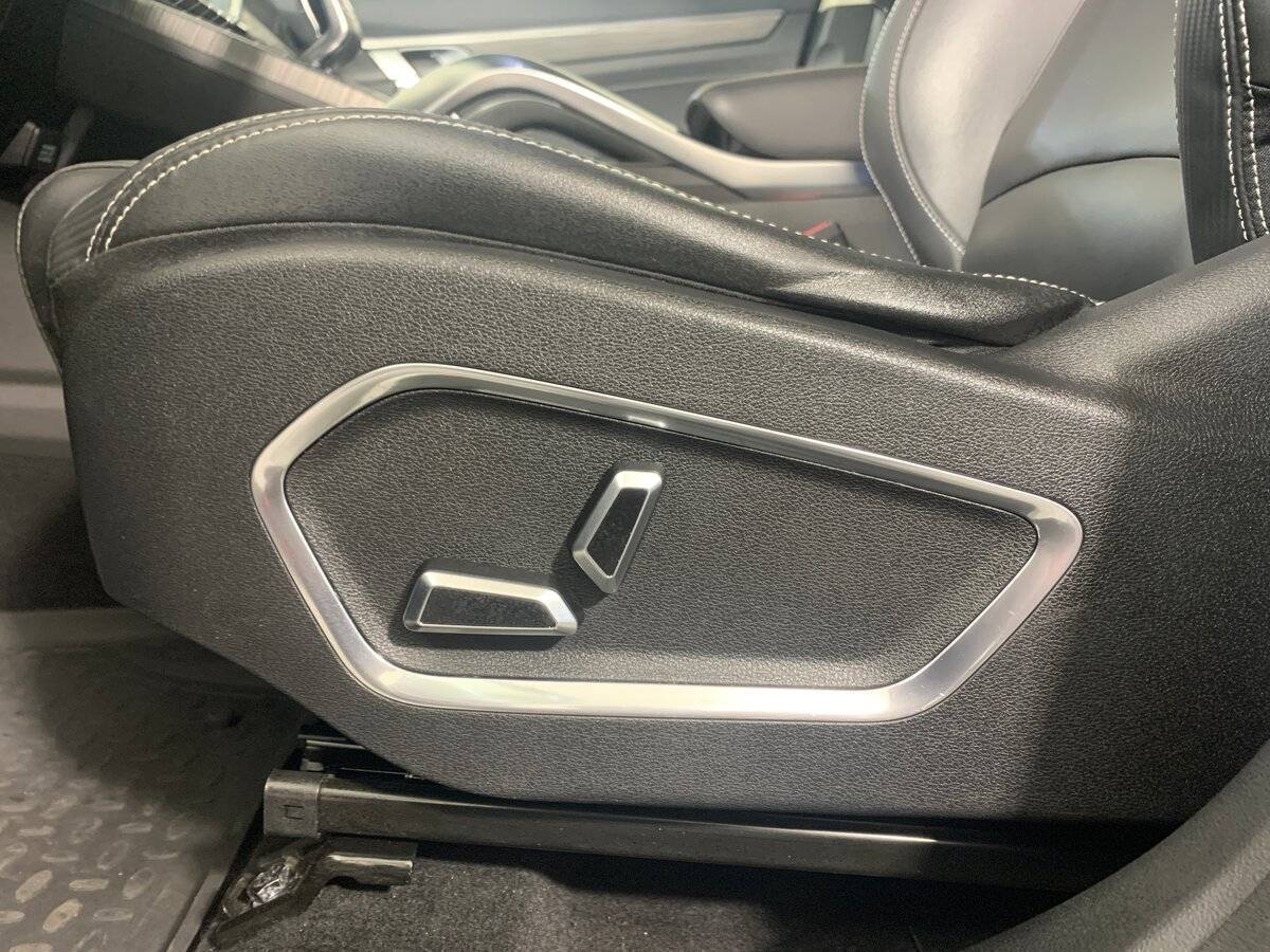 Geely Atlas Pro с пробегом — 2023 год. Фото: #16