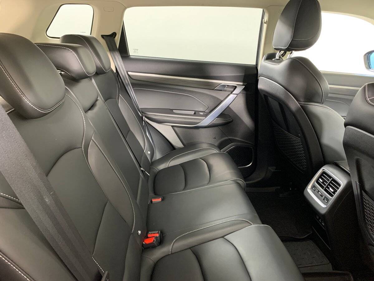 Geely Atlas Pro с пробегом — 2023 год. Фото: #17