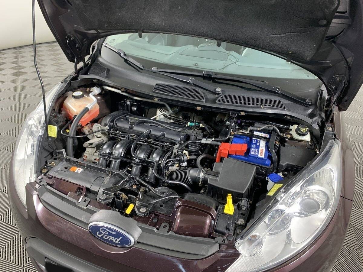 Ford Fiesta с пробегом — 2011 год. Фото: #10