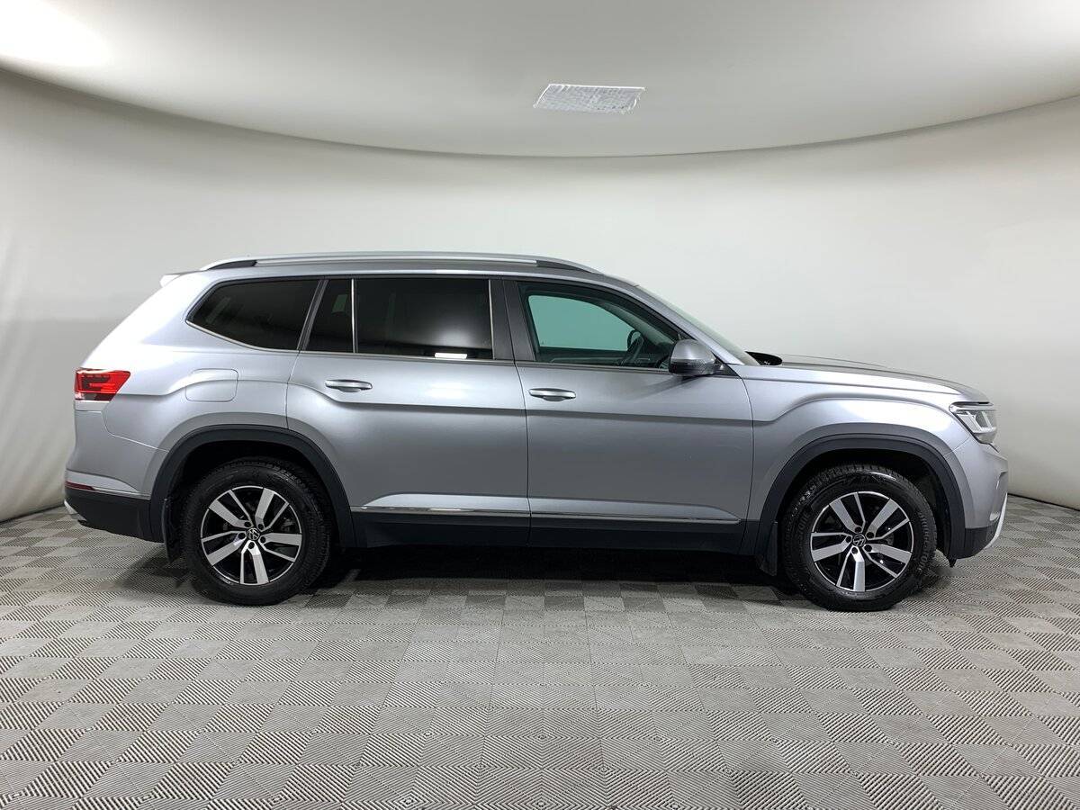 Volkswagen Teramont с пробегом — 2021 год. Фото: #3