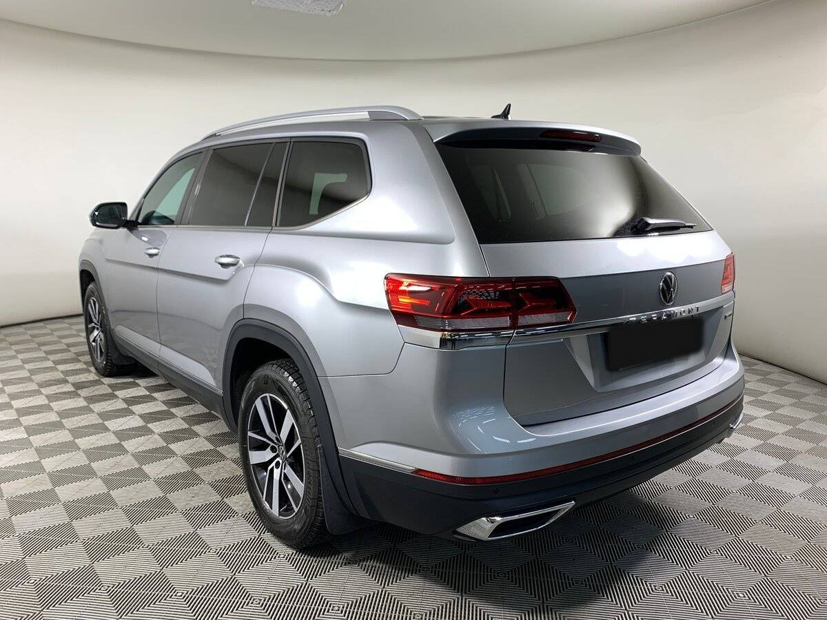 Volkswagen Teramont с пробегом — 2021 год. Фото: #6