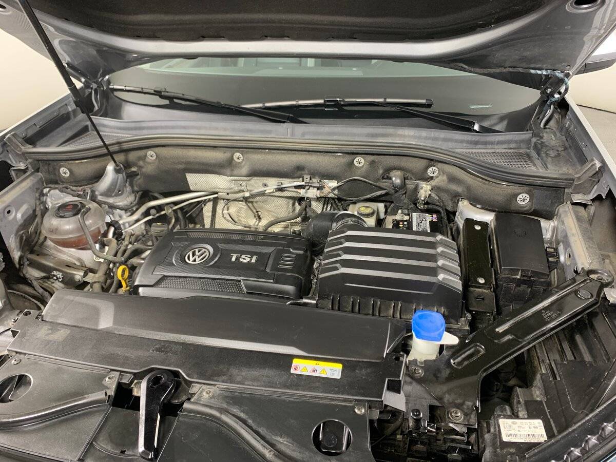 Volkswagen Teramont с пробегом — 2021 год. Фото: #10