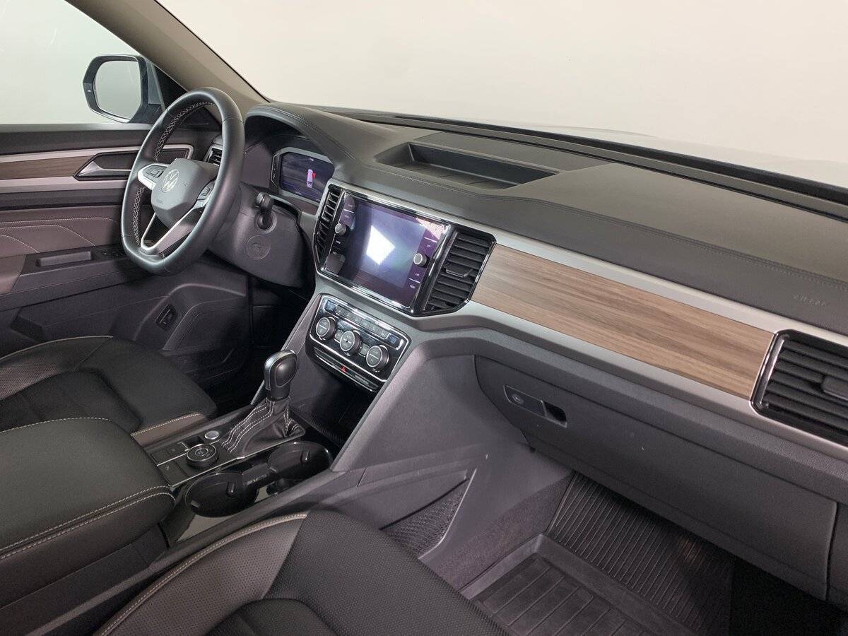 Volkswagen Teramont с пробегом — 2021 год. Фото: #13