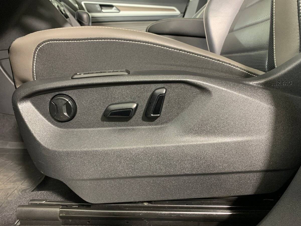 Volkswagen Teramont с пробегом — 2021 год. Фото: #16