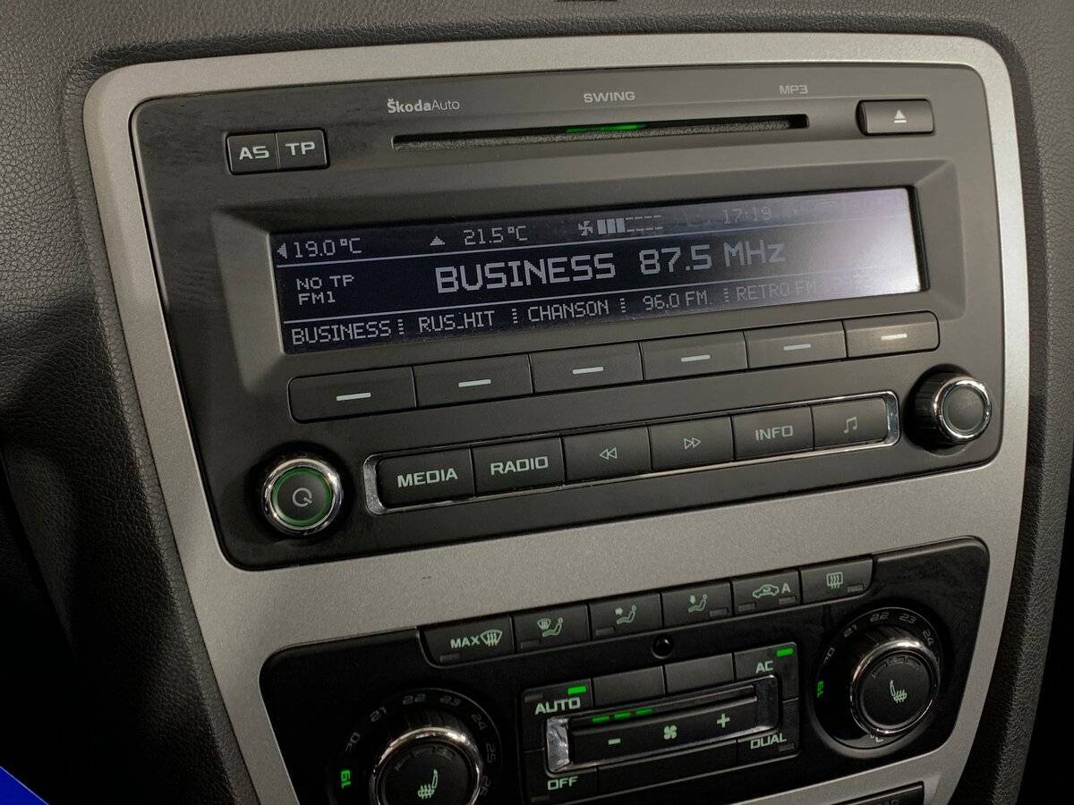 Skoda Octavia с пробегом — 2011 год. Фото: #14