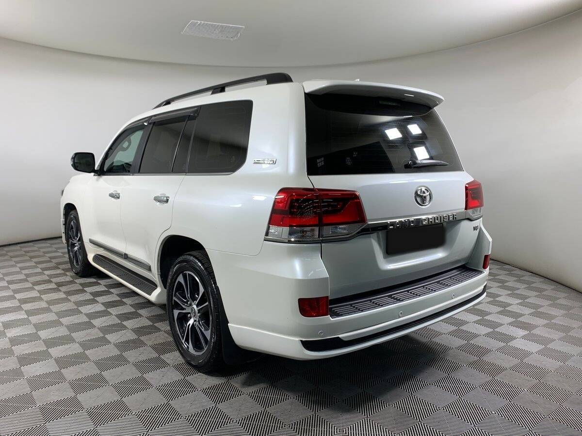 Toyota Land Cruiser с пробегом — 2020 год. Фото: #6
