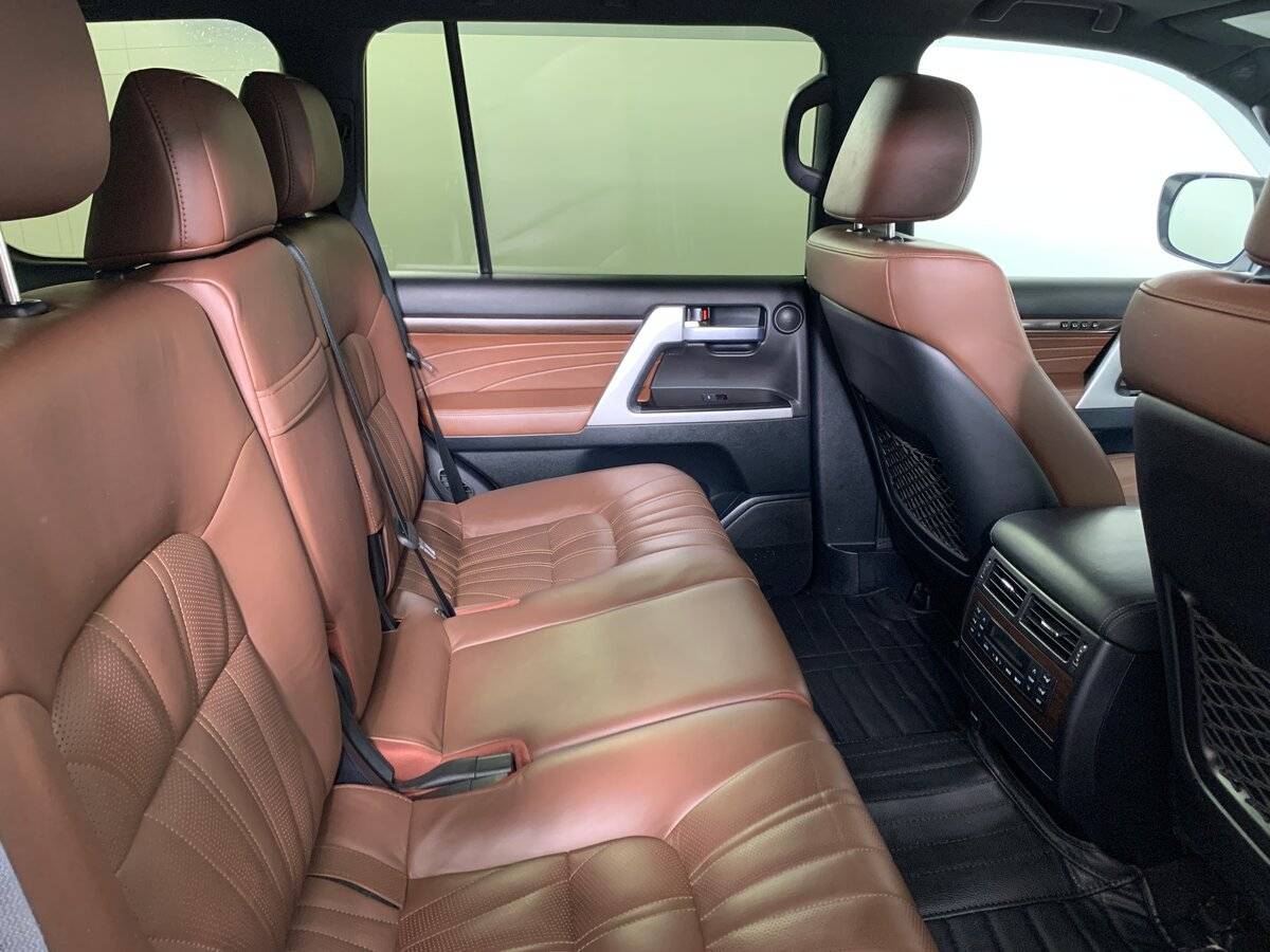 Toyota Land Cruiser с пробегом — 2020 год. Фото: #17