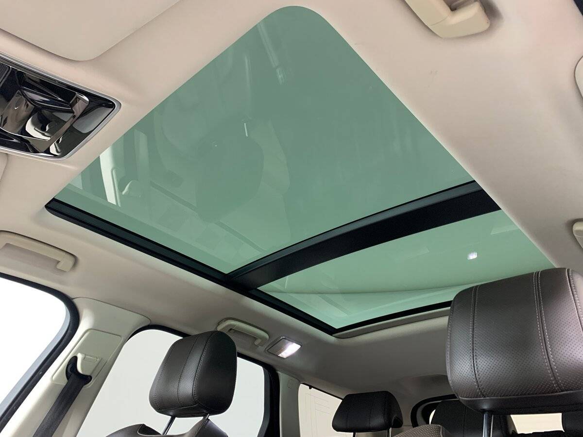 Land Rover Range Rover Sport с пробегом — 2016 год. Фото: #18