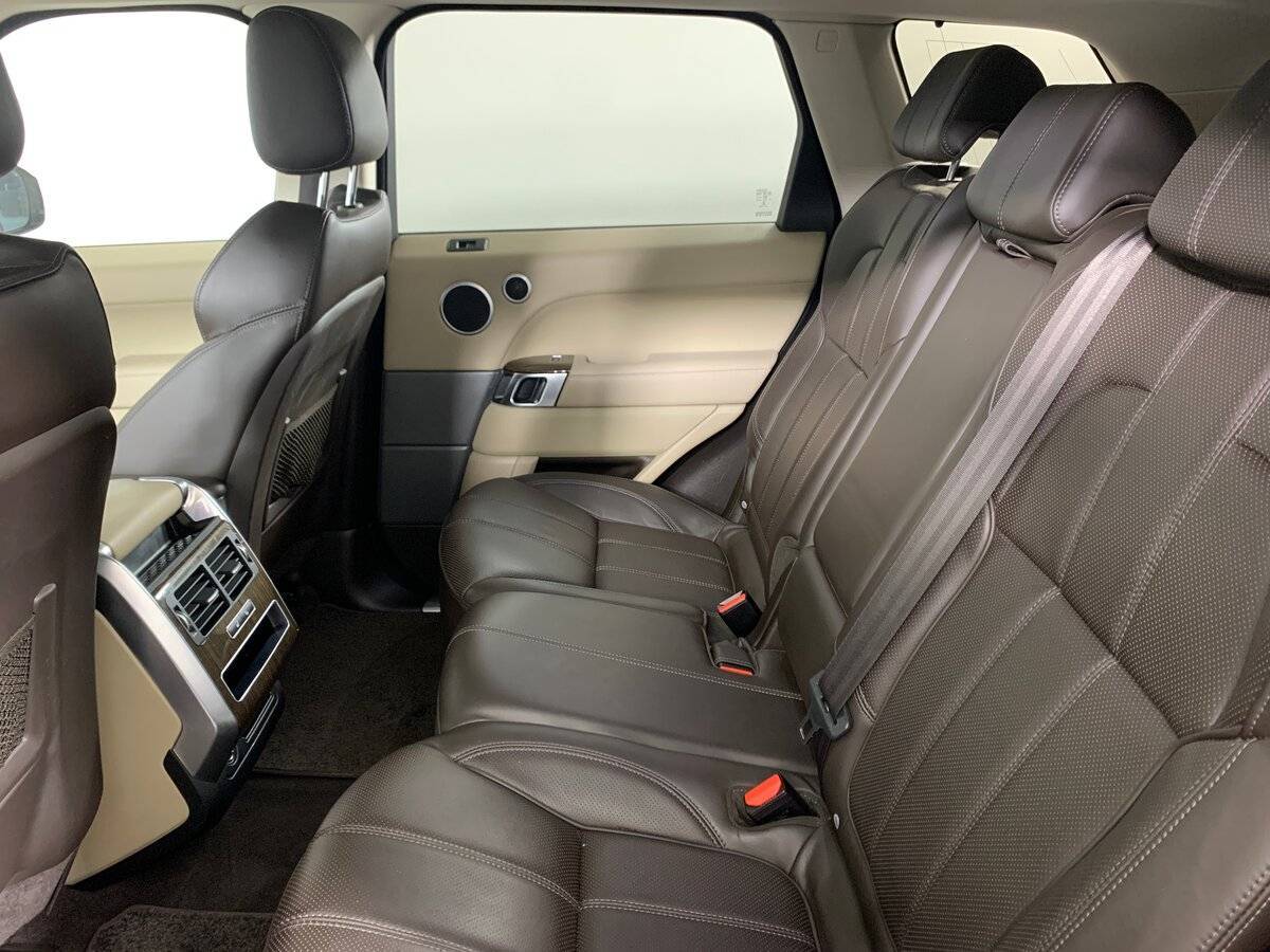 Land Rover Range Rover Sport с пробегом — 2016 год. Фото: #19