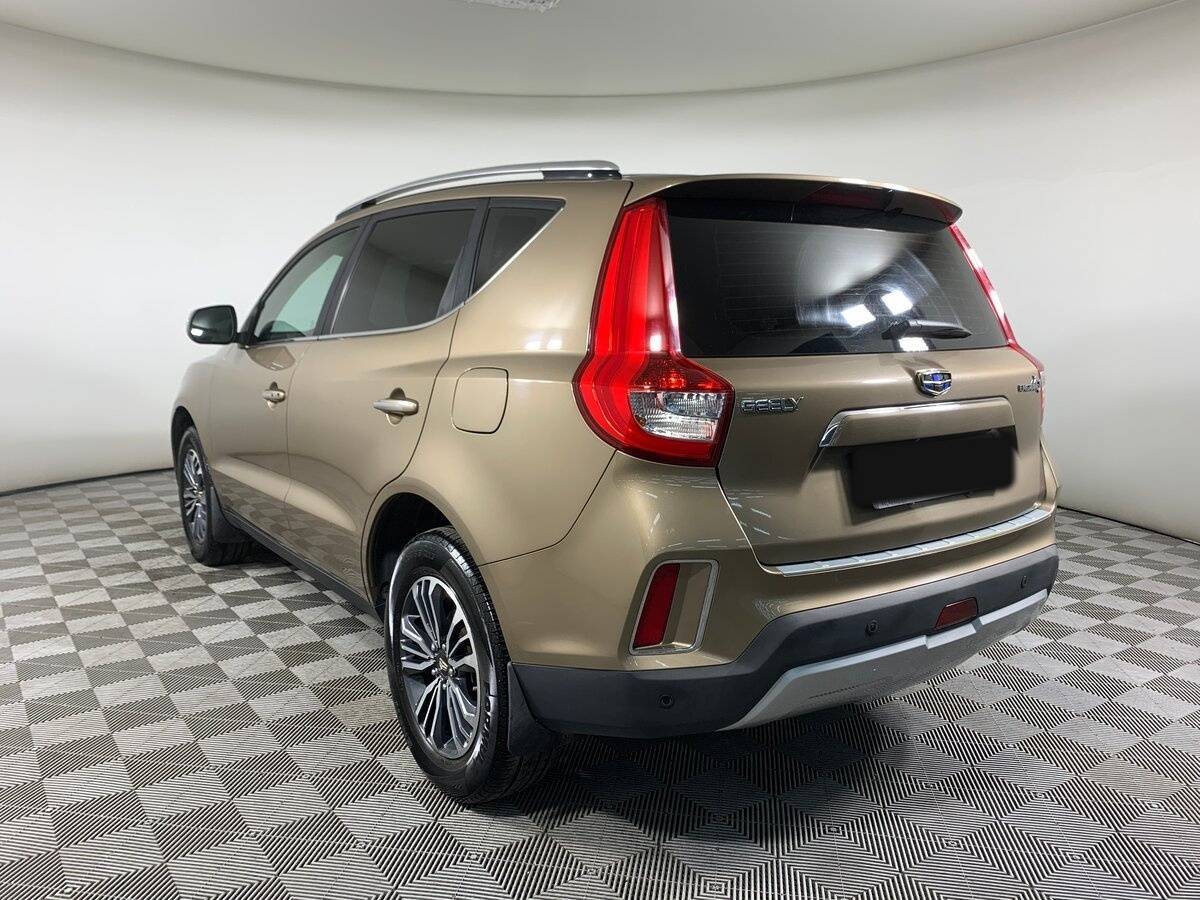 Geely Emgrand X7 с пробегом — 2020 год. Фото: #6