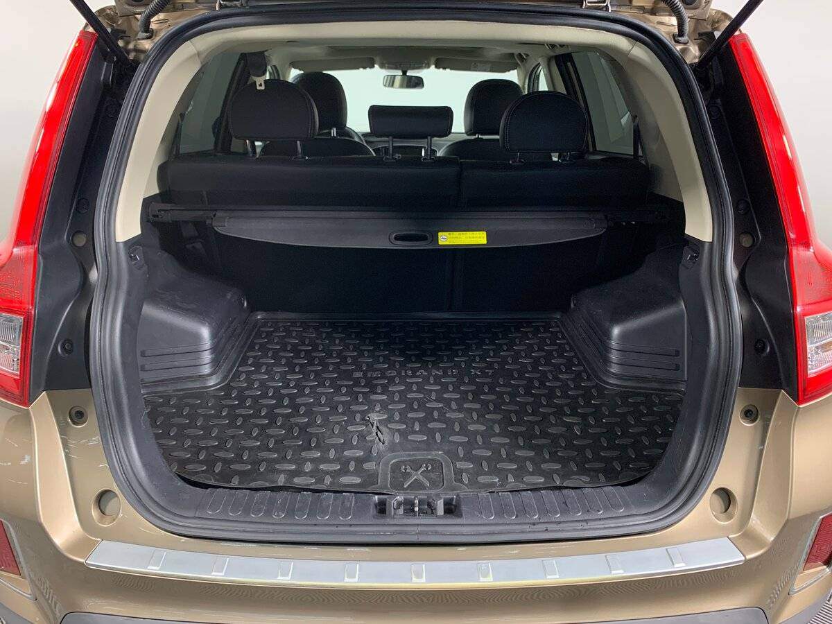 Geely Emgrand X7 с пробегом — 2020 год. Фото: #19