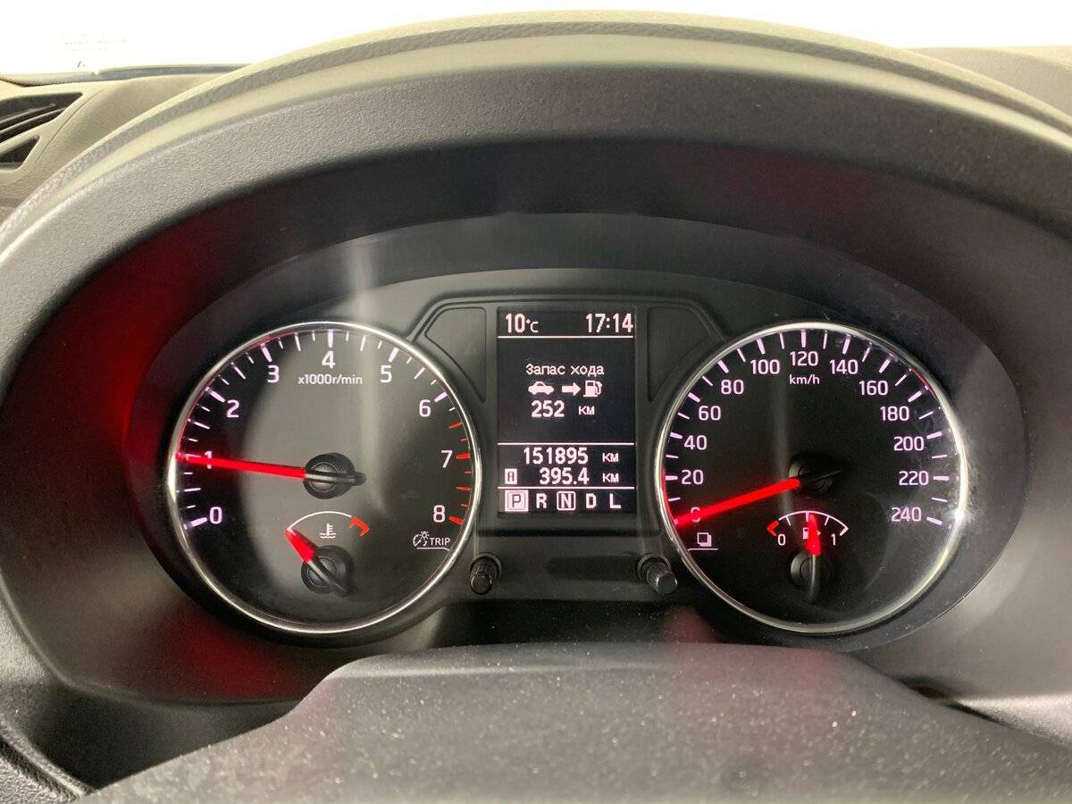 Nissan X-Trail с пробегом — 2012 год. Фото: #13