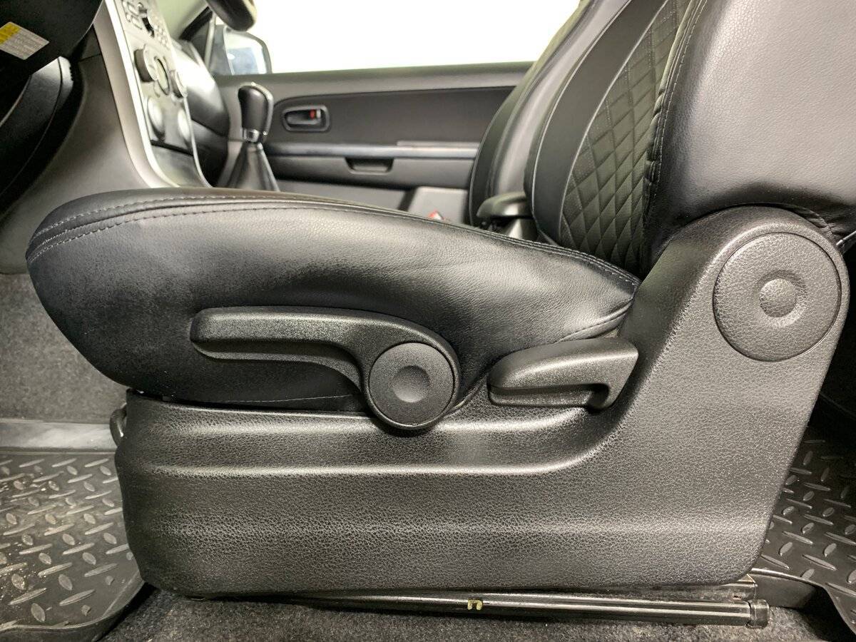 Suzuki Grand Vitara с пробегом — 2010 год. Фото: #14