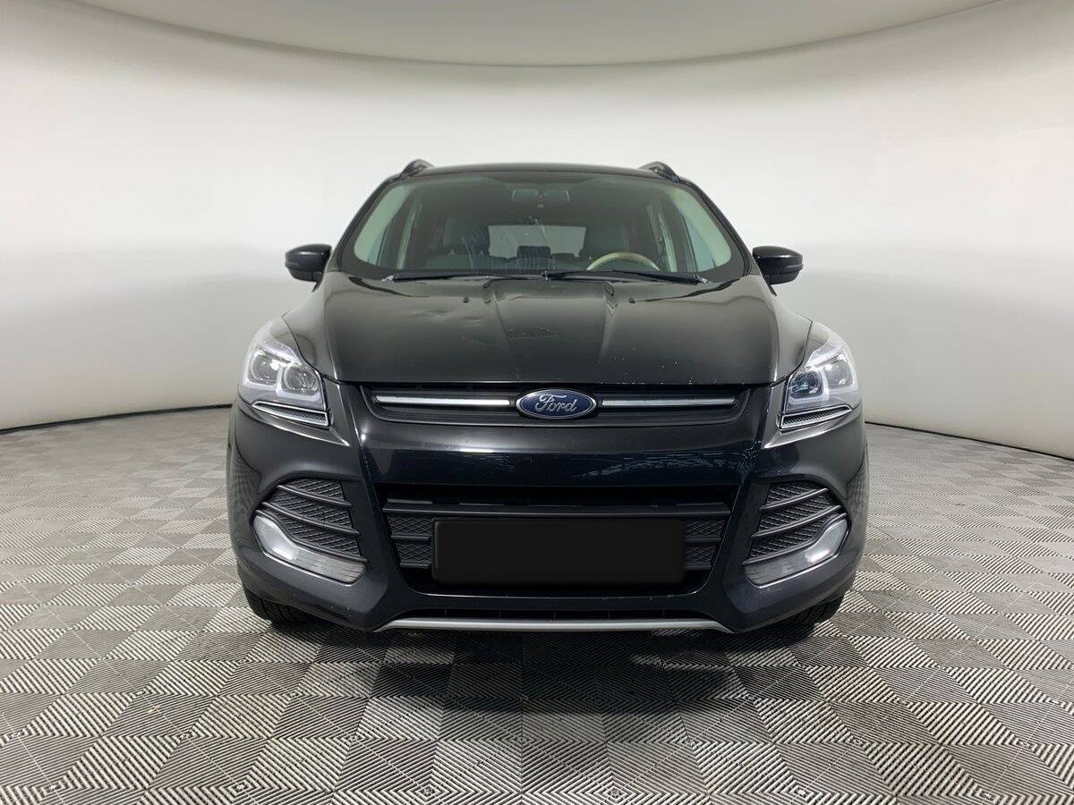 Ford Kuga с пробегом — 2016 год. Фото: #1