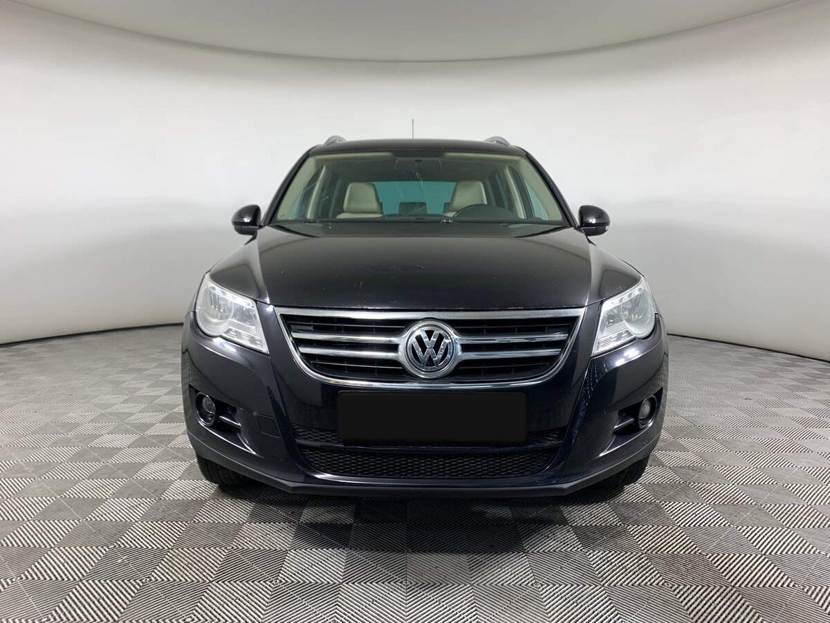 Volkswagen Tiguan с пробегом — 2010 год. Фото: #1