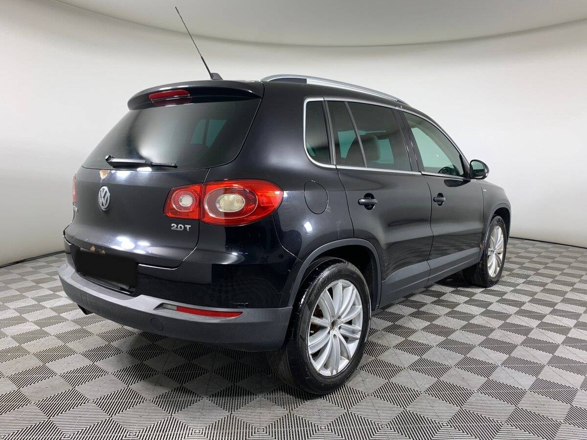 Volkswagen Tiguan с пробегом — 2010 год. Фото: #4
