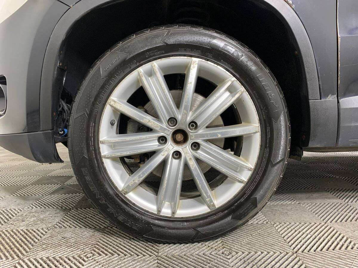 Volkswagen Tiguan с пробегом — 2010 год. Фото: #8