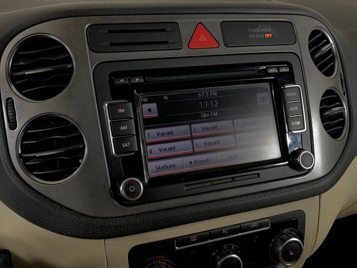 Volkswagen Tiguan с пробегом — 2010 год. Фото: #14