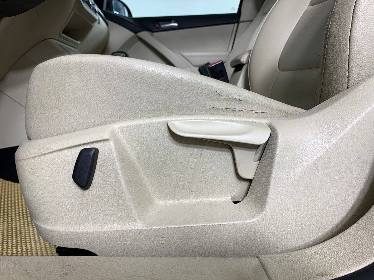 Volkswagen Tiguan с пробегом — 2010 год. Фото: #15