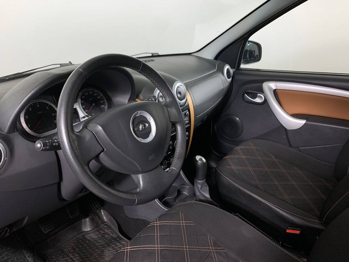 Lada (ВАЗ) Largus с пробегом — 2018 год. Фото: #10