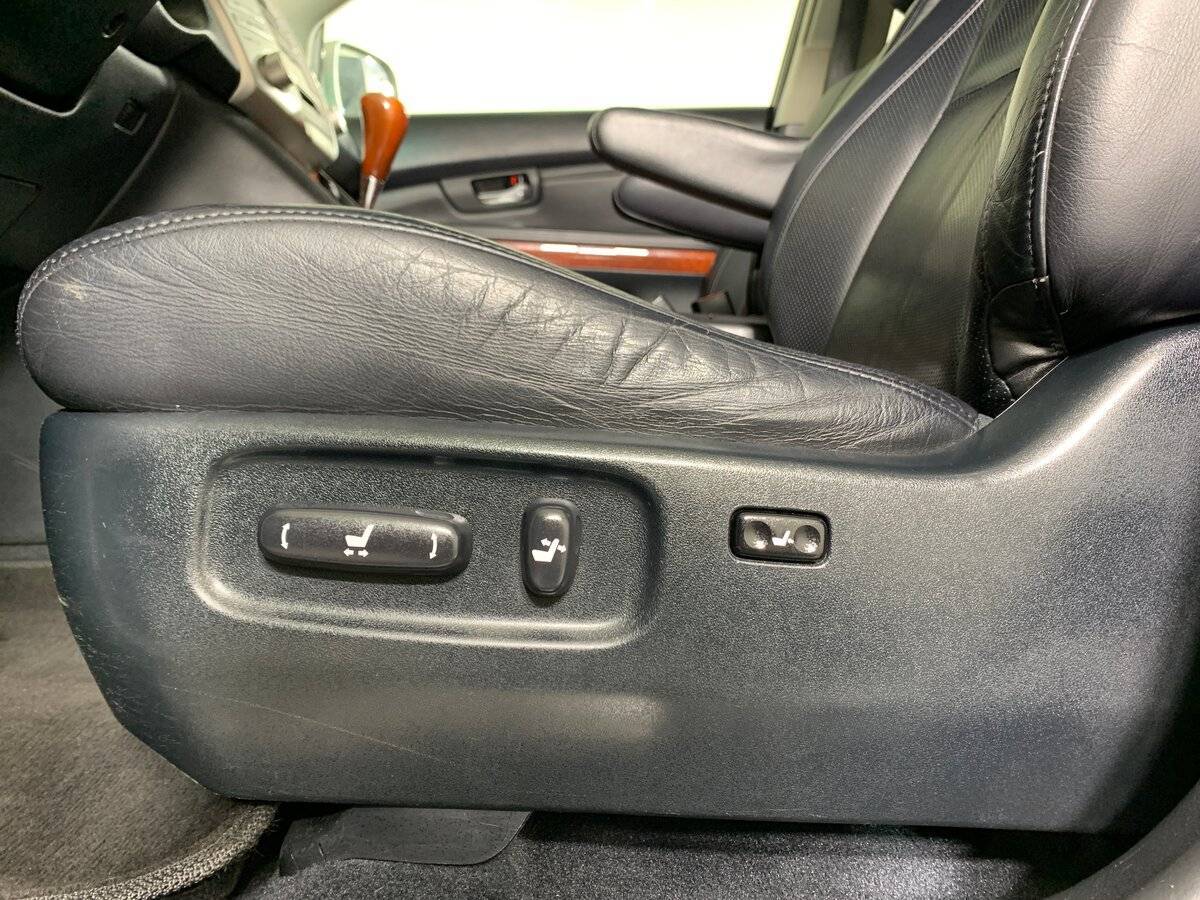 Lexus RX с пробегом — 2005 год. Фото: #15