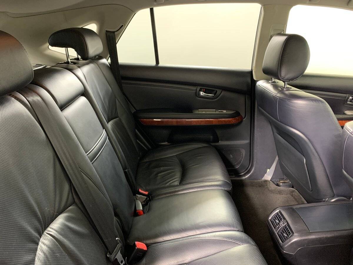 Lexus RX с пробегом — 2005 год. Фото: #16