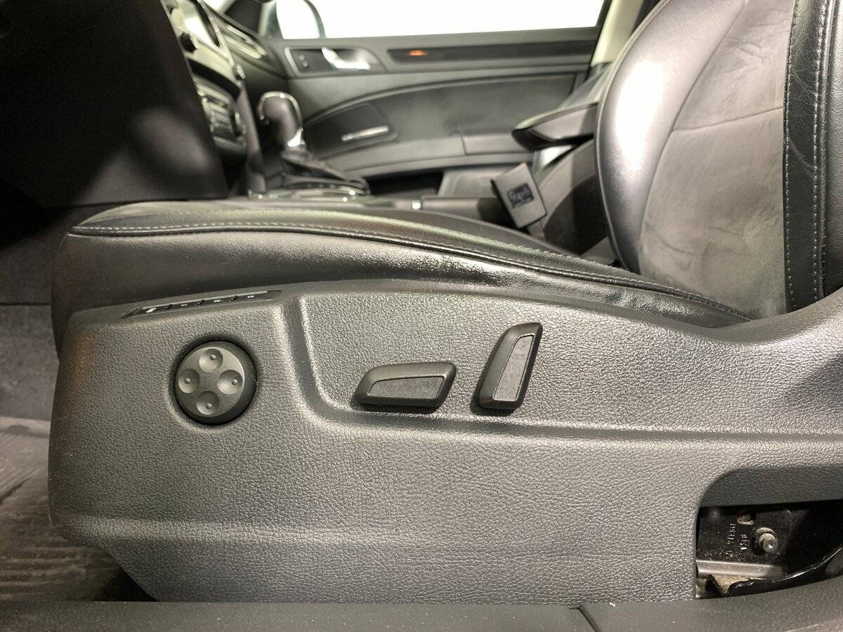 Skoda Superb с пробегом — 2014 год. Фото: #15