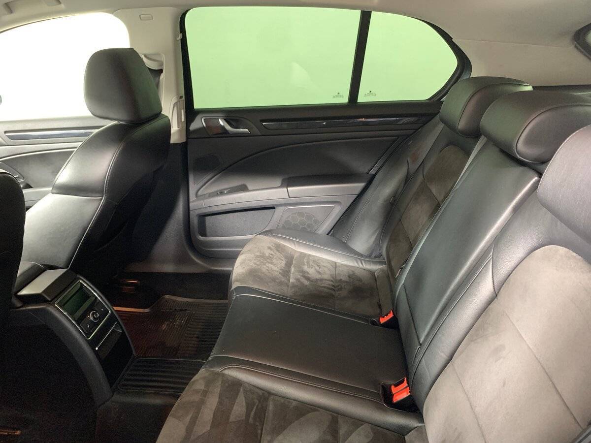 Skoda Superb с пробегом — 2014 год. Фото: #17