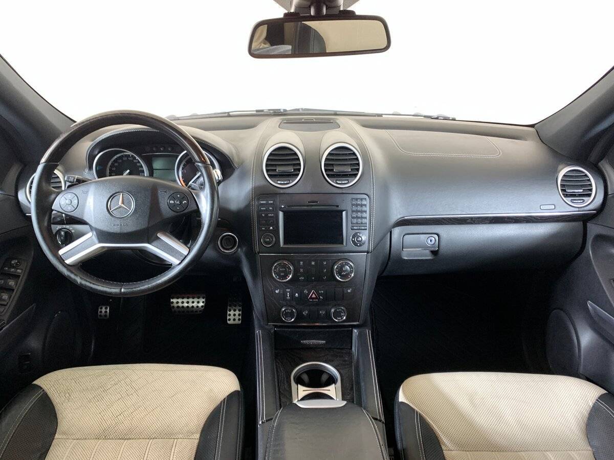 Mercedes-Benz GL-Класс с пробегом — 2011 год. Фото: #11