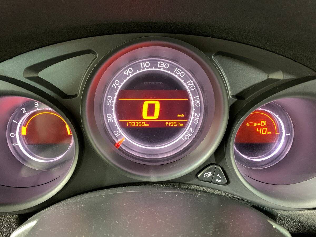 Citroen C4 с пробегом — 2014 год. Фото: #13