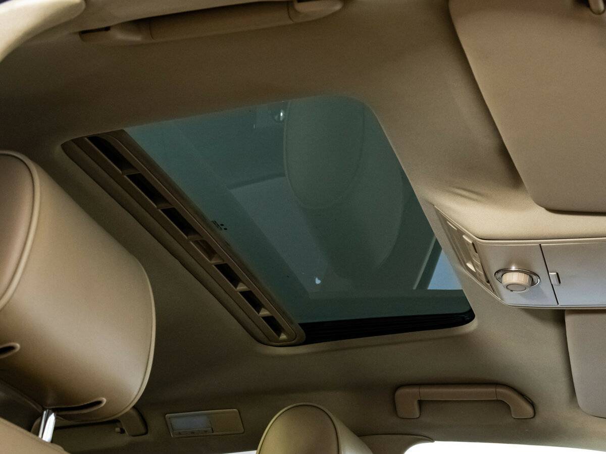 Volkswagen Touareg с пробегом — 2009 год. Фото: #20