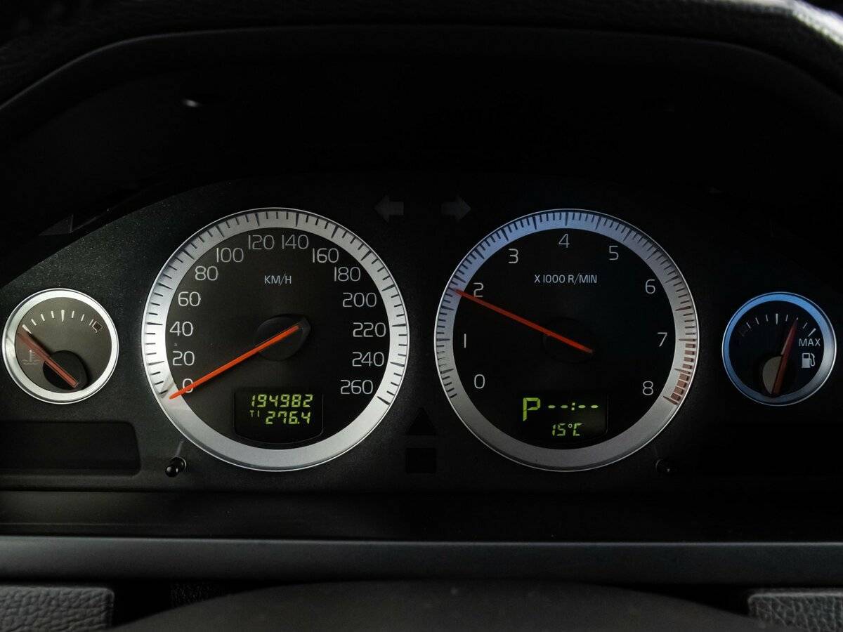 Volvo XC90 с пробегом — 2011 год. Фото: #22