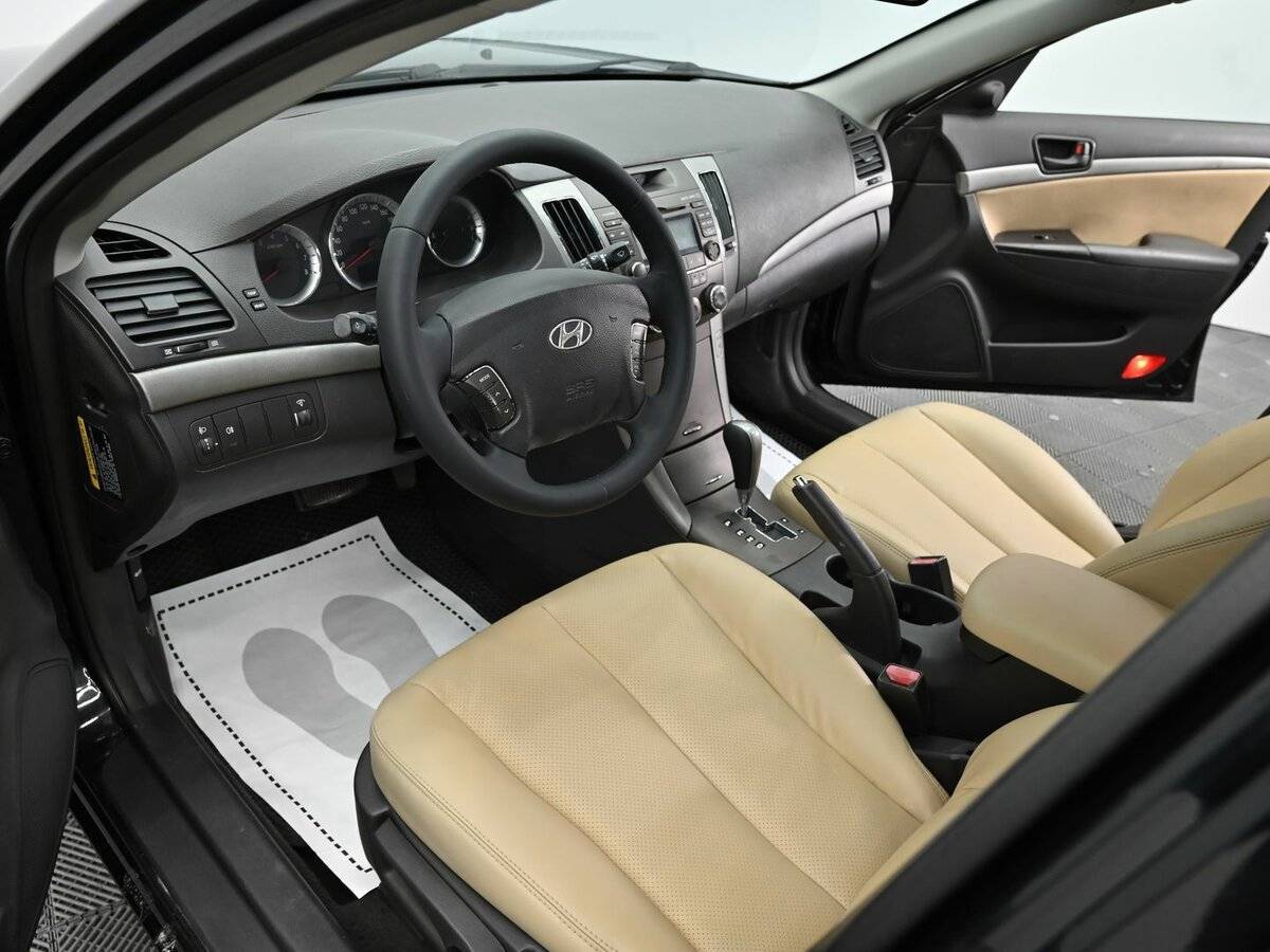 Hyundai Sonata с пробегом — 2008 год. Фото: #7